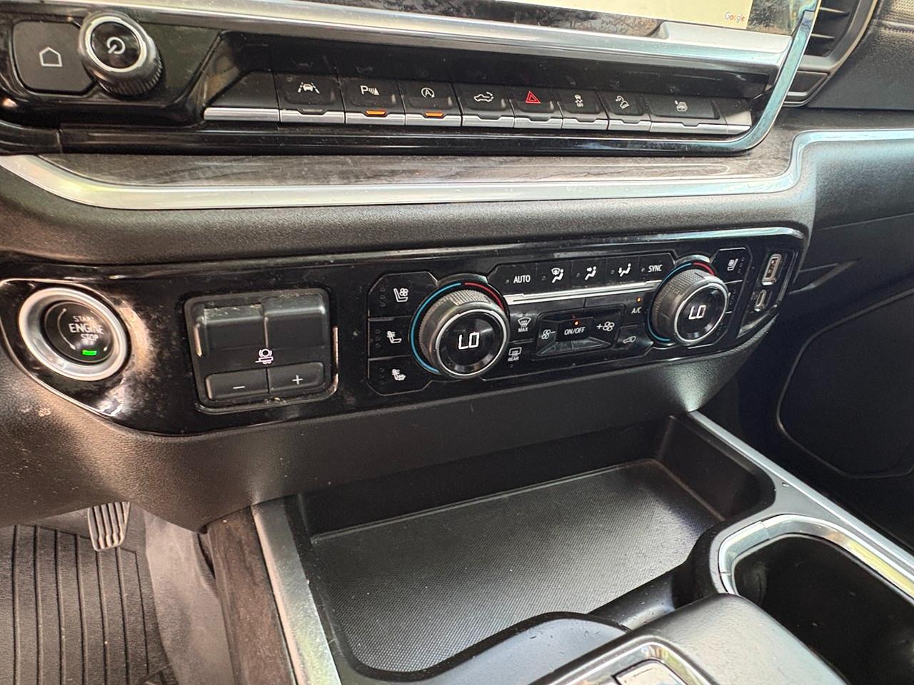 Chevrolet Silverado 1500 LTZ Crew Cab 4WD 2023