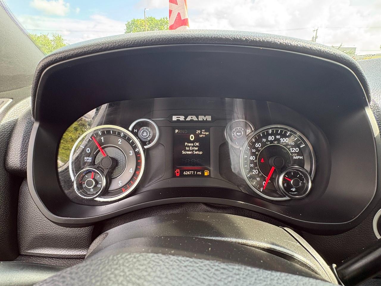 RAM 3500 Tradesman Crew Cab 4WD DRW 2024