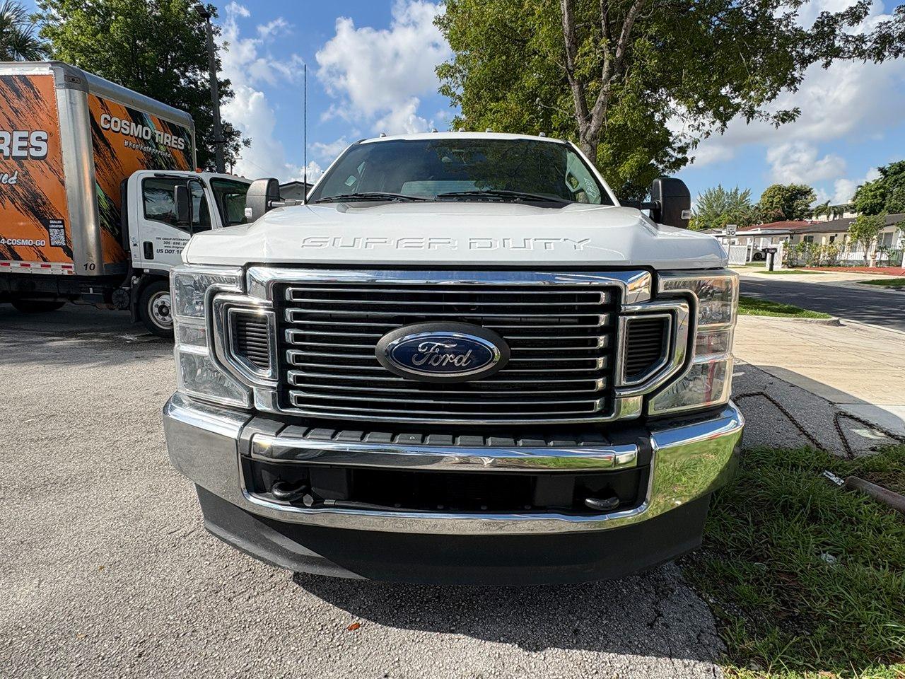 Ford F-350 SD King Ranch Crew Cab Long Bed DRW 4WD 2022