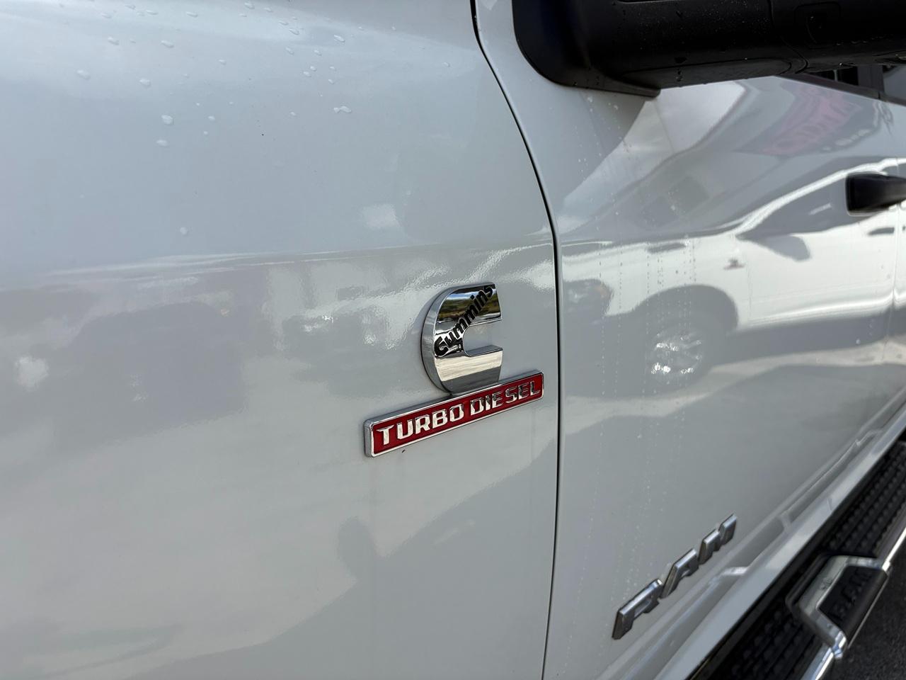 RAM 2500 Tradesman Crew Cab SWB 4WD 2024
