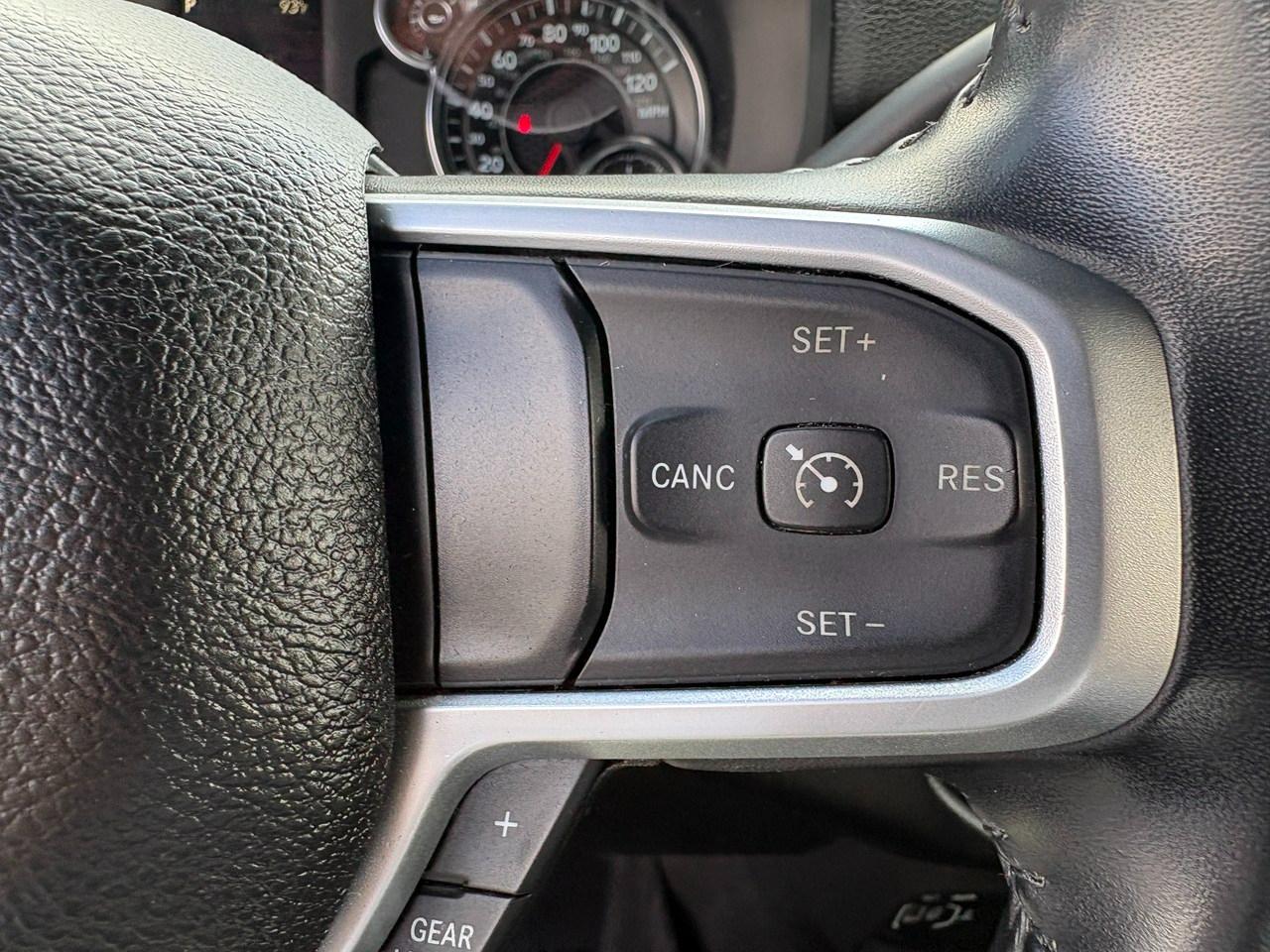 RAM 2500 Tradesman Crew Cab SWB 4WD 2024