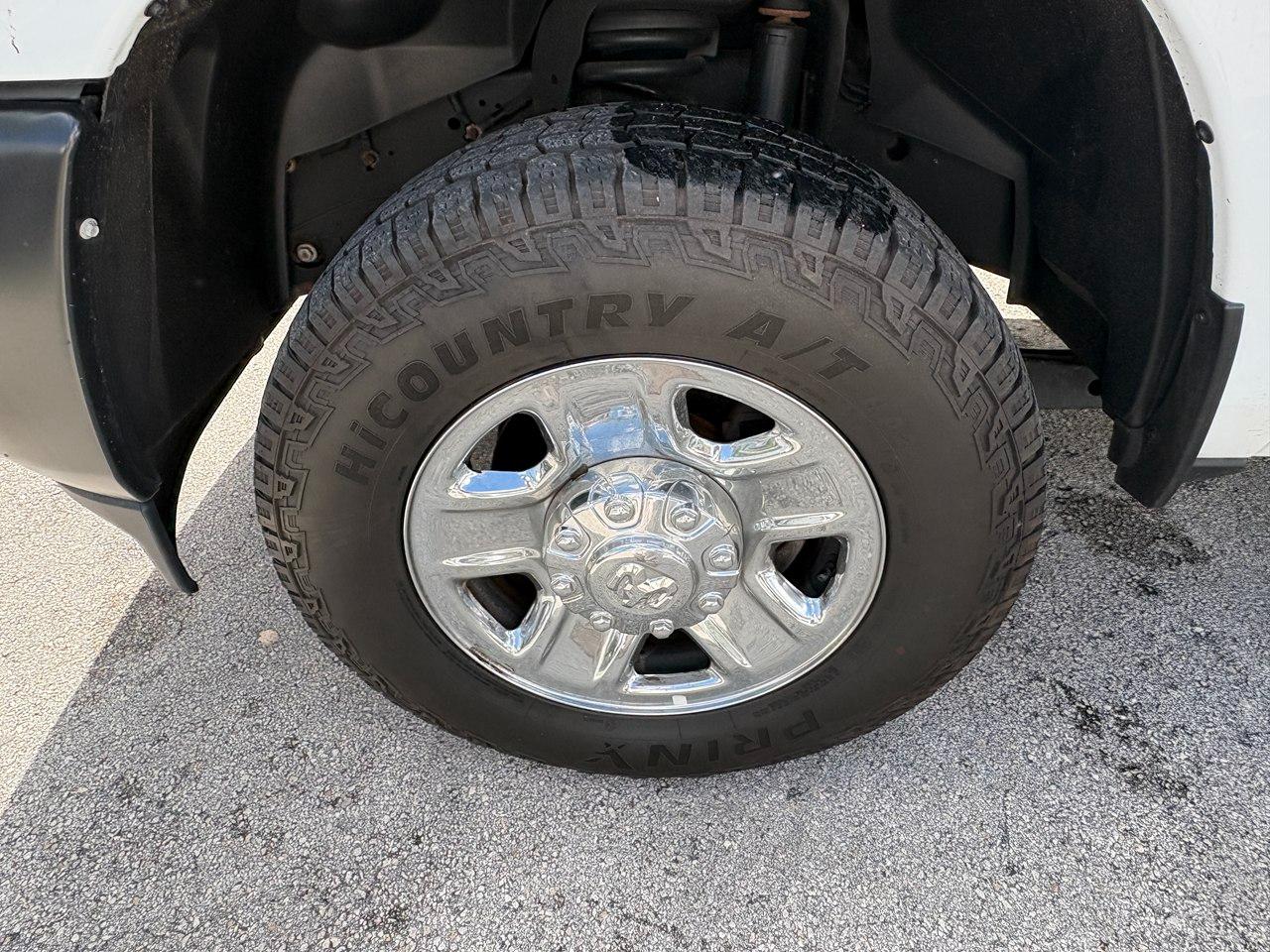 RAM 2500 Tradesman Crew Cab SWB 4WD 2023