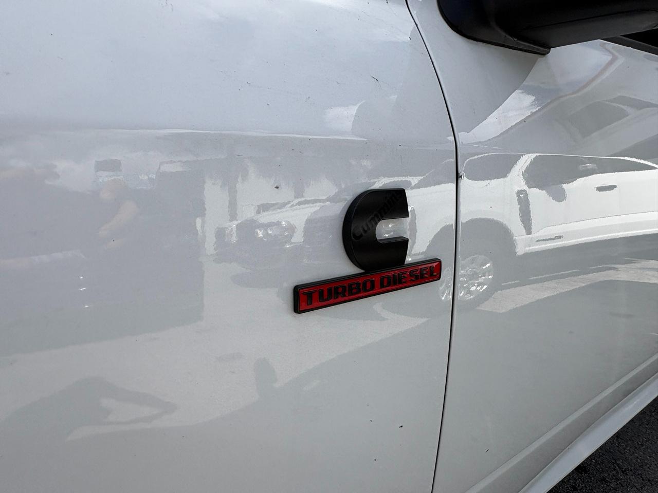 RAM 2500 Tradesman Crew Cab SWB 4WD 2023