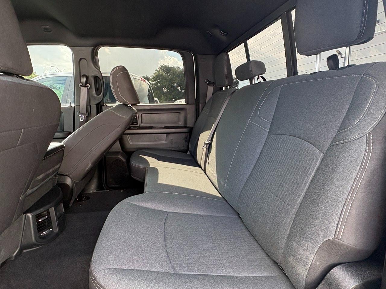 RAM 2500 Tradesman Crew Cab SWB 4WD 2023
