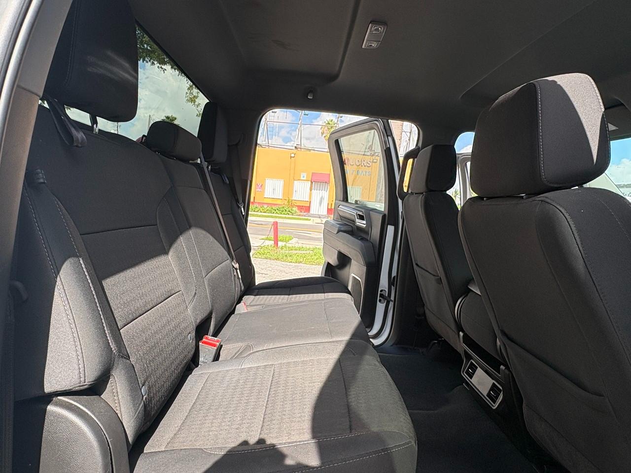 Chevrolet Silverado 3500HD LT Crew Cab 4WD 2024