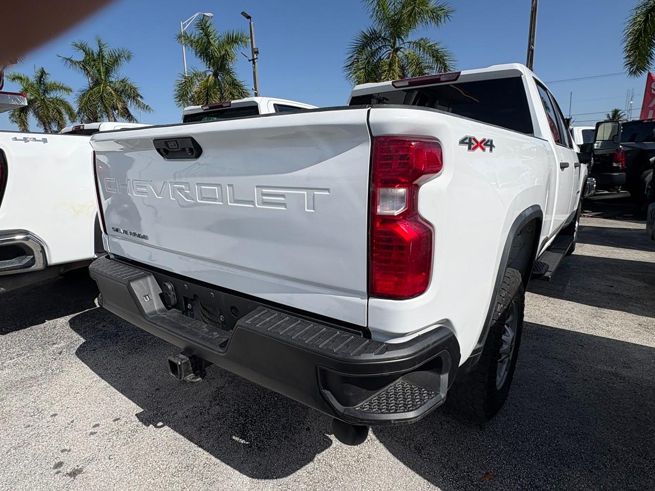 Chevrolet Silverado 2500HD Work Truck Crew Cab Short Box 4WD 2022