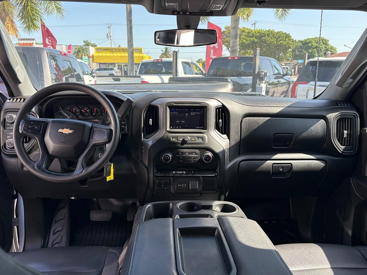 Chevrolet Silverado 2500HD Work Truck Crew Cab Short Box 4WD 2022