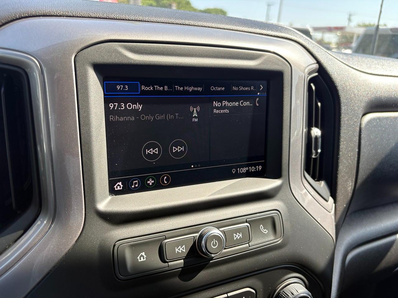 Chevrolet Silverado 2500HD Work Truck Crew Cab Short Box 4WD 2022