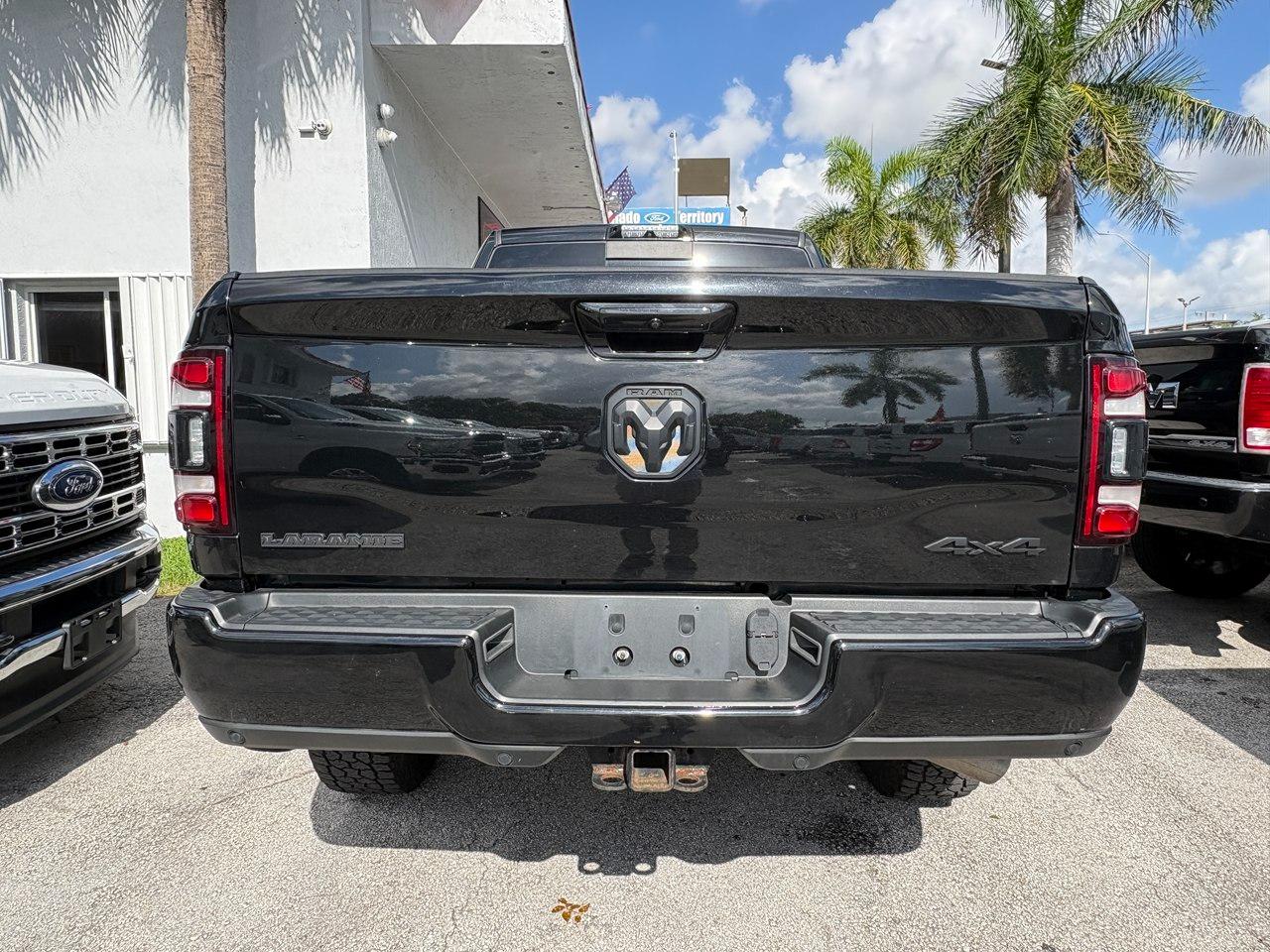 RAM 2500 Laramie Crew Cab SWB 4WD 2021