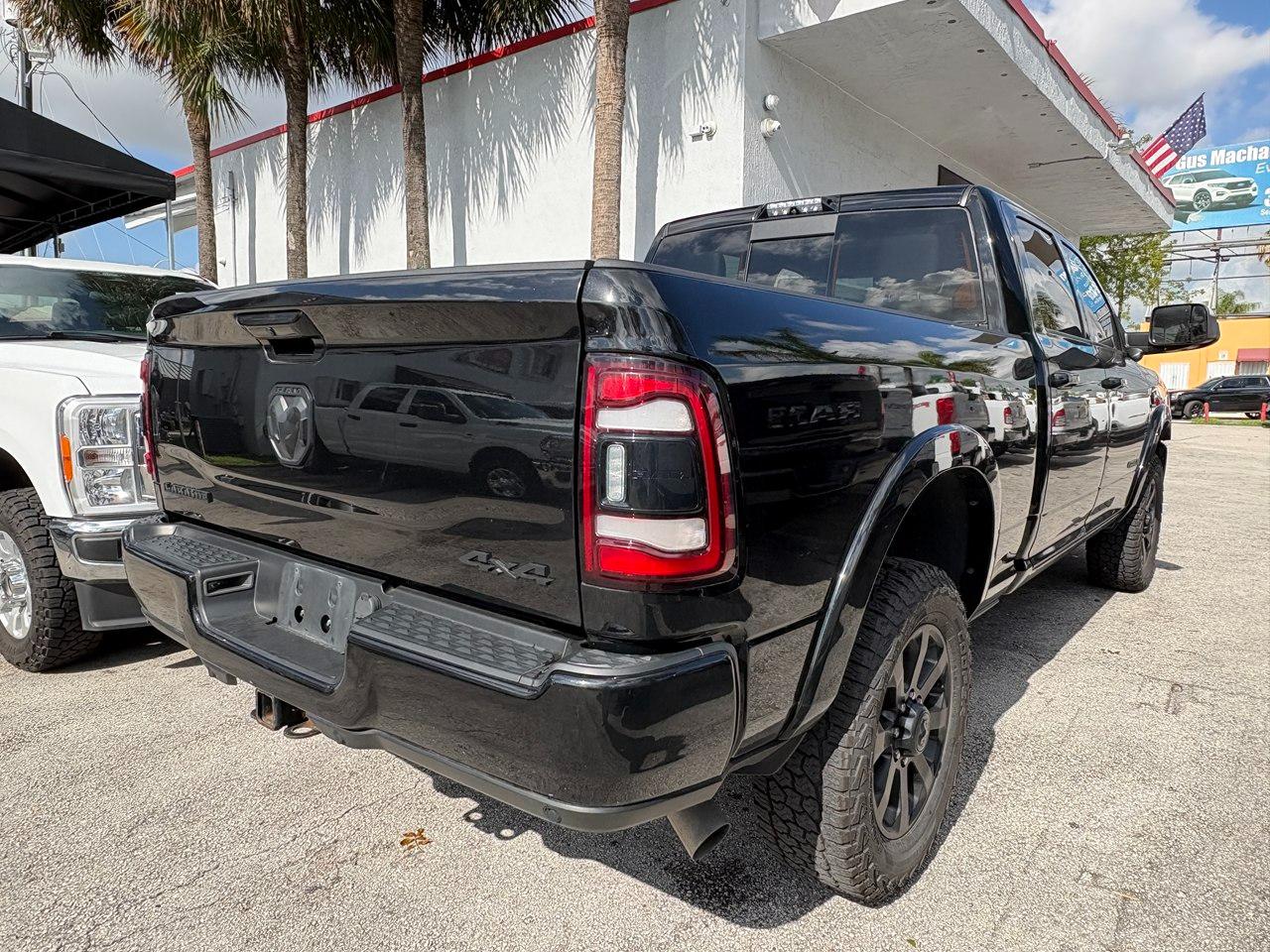RAM 2500 Laramie Crew Cab SWB 4WD 2021