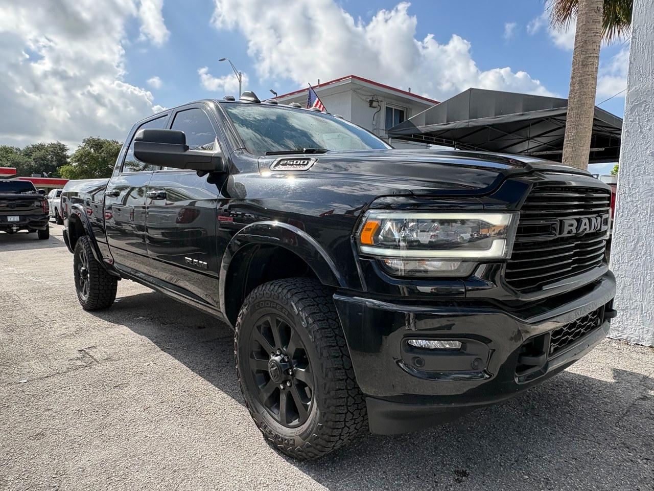 RAM 2500 Laramie Crew Cab SWB 4WD 2021
