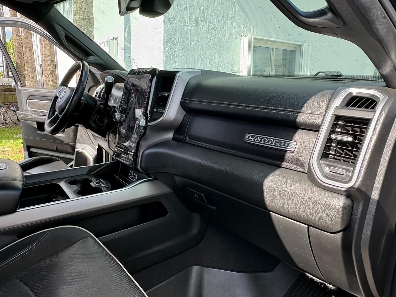 RAM 2500 Laramie Crew Cab SWB 4WD 2021
