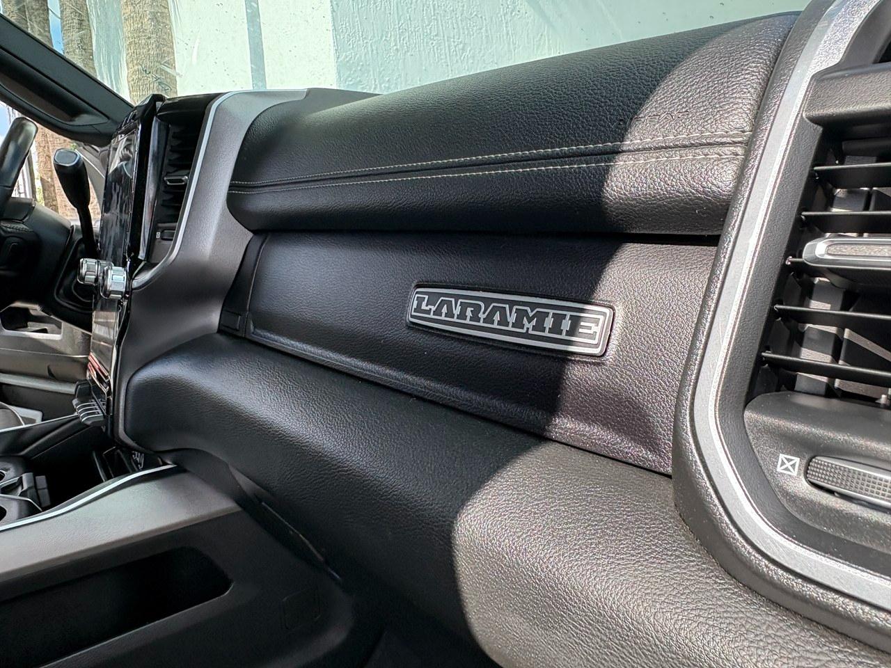 RAM 2500 Laramie Crew Cab SWB 4WD 2021