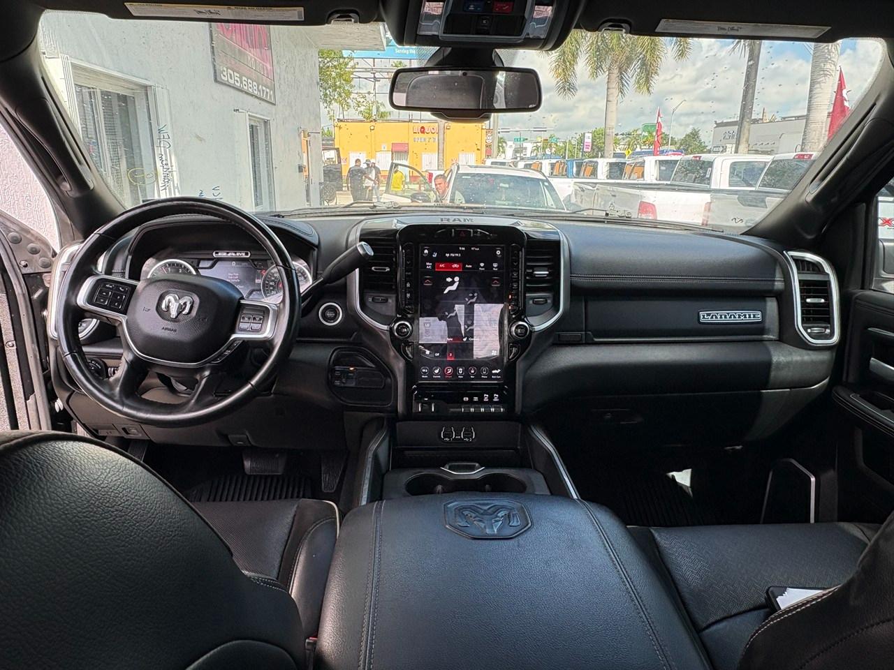 RAM 2500 Laramie Crew Cab SWB 4WD 2021