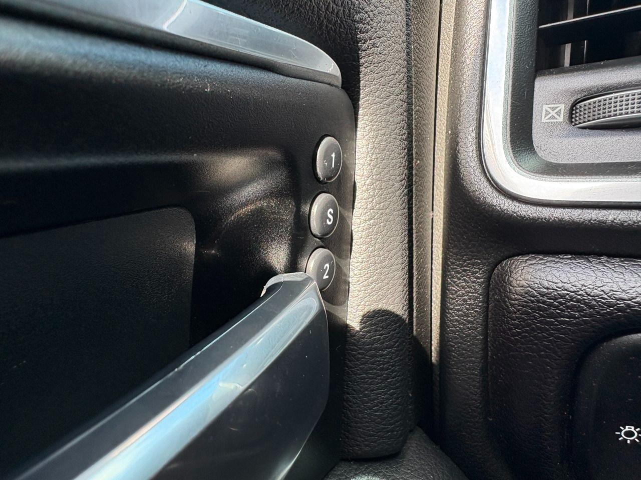 RAM 2500 Laramie Crew Cab SWB 4WD 2021