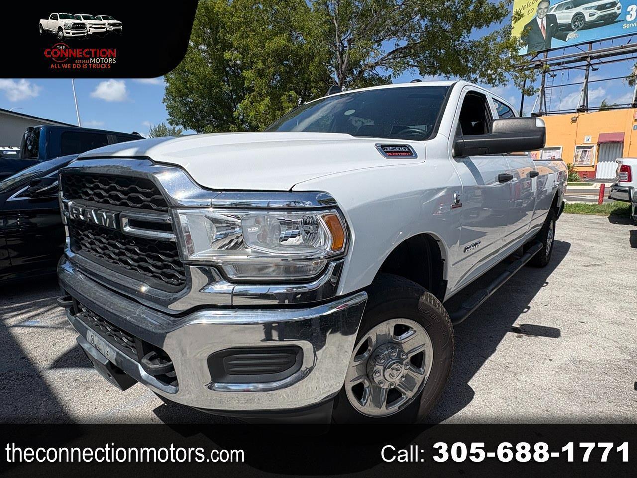 RAM 3500 Tradesman Crew Cab 4WD 2022