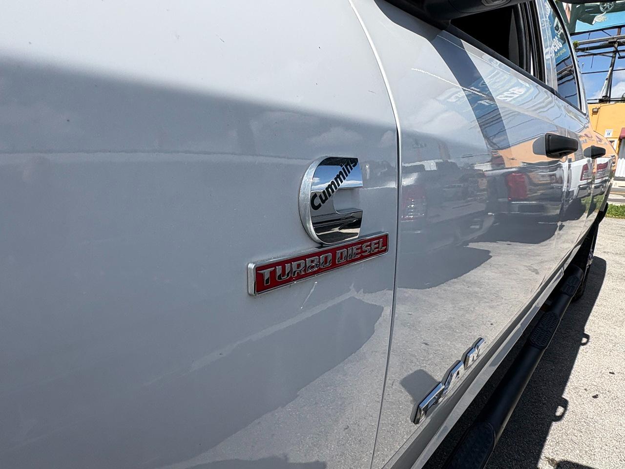 RAM 3500 Tradesman Crew Cab 4WD 2022