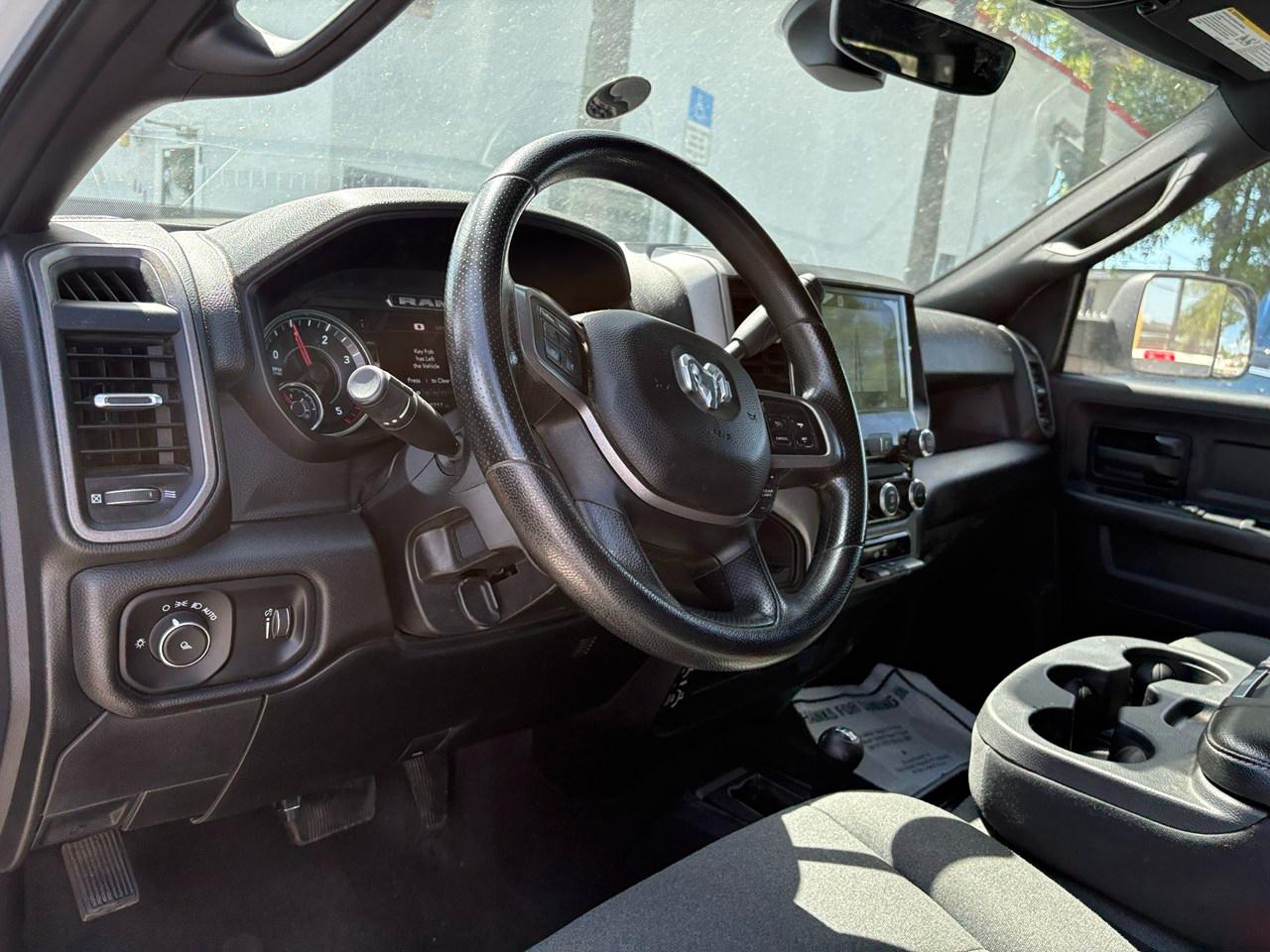 RAM 3500 Tradesman Crew Cab 4WD 2022