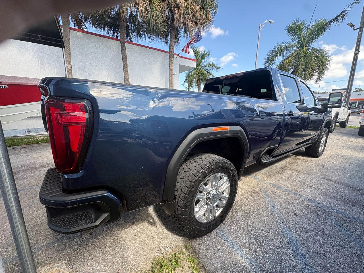 GMC Sierra 2500HD Denali Crew Cab 4WD 2021