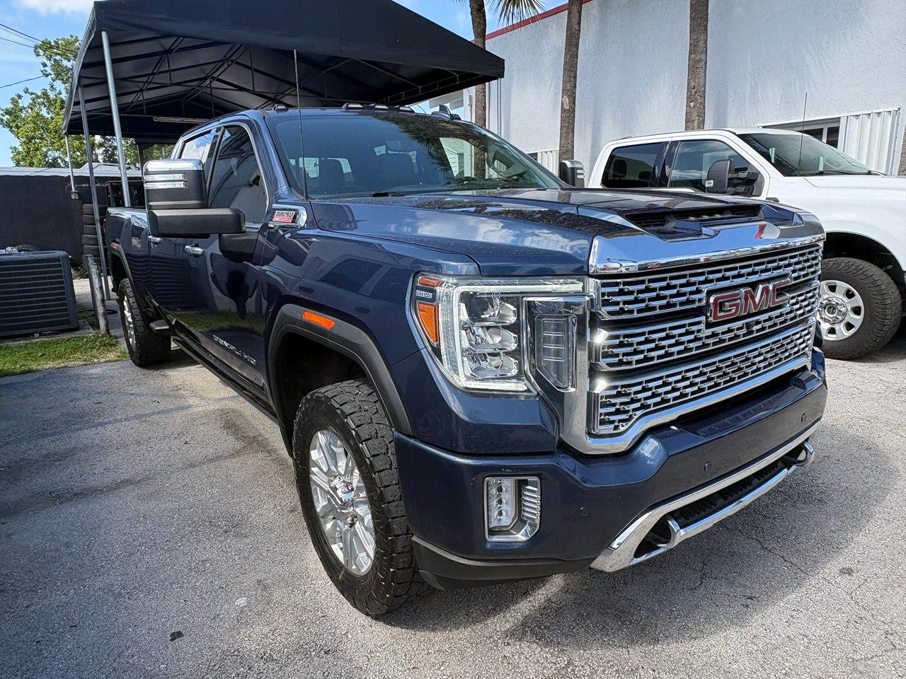 GMC Sierra 2500HD Denali Crew Cab 4WD 2021