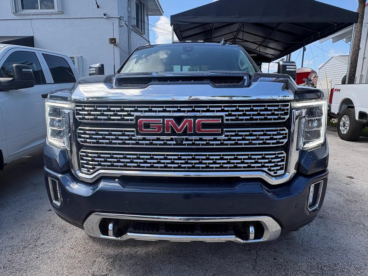 GMC Sierra 2500HD Denali Crew Cab 4WD 2021