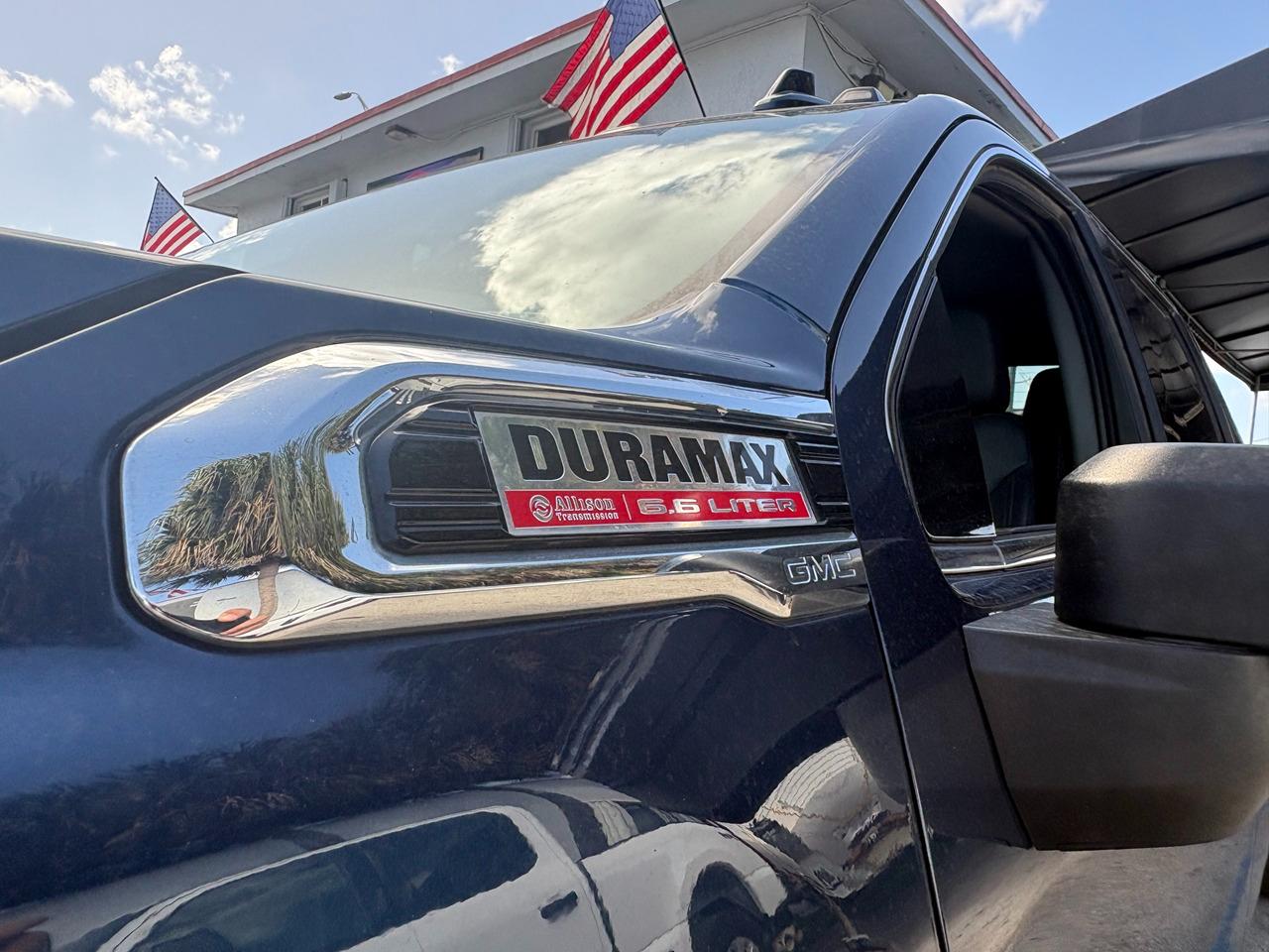 GMC Sierra 2500HD Denali Crew Cab 4WD 2021