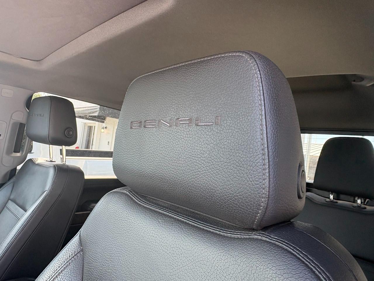 GMC Sierra 2500HD Denali Crew Cab 4WD 2021