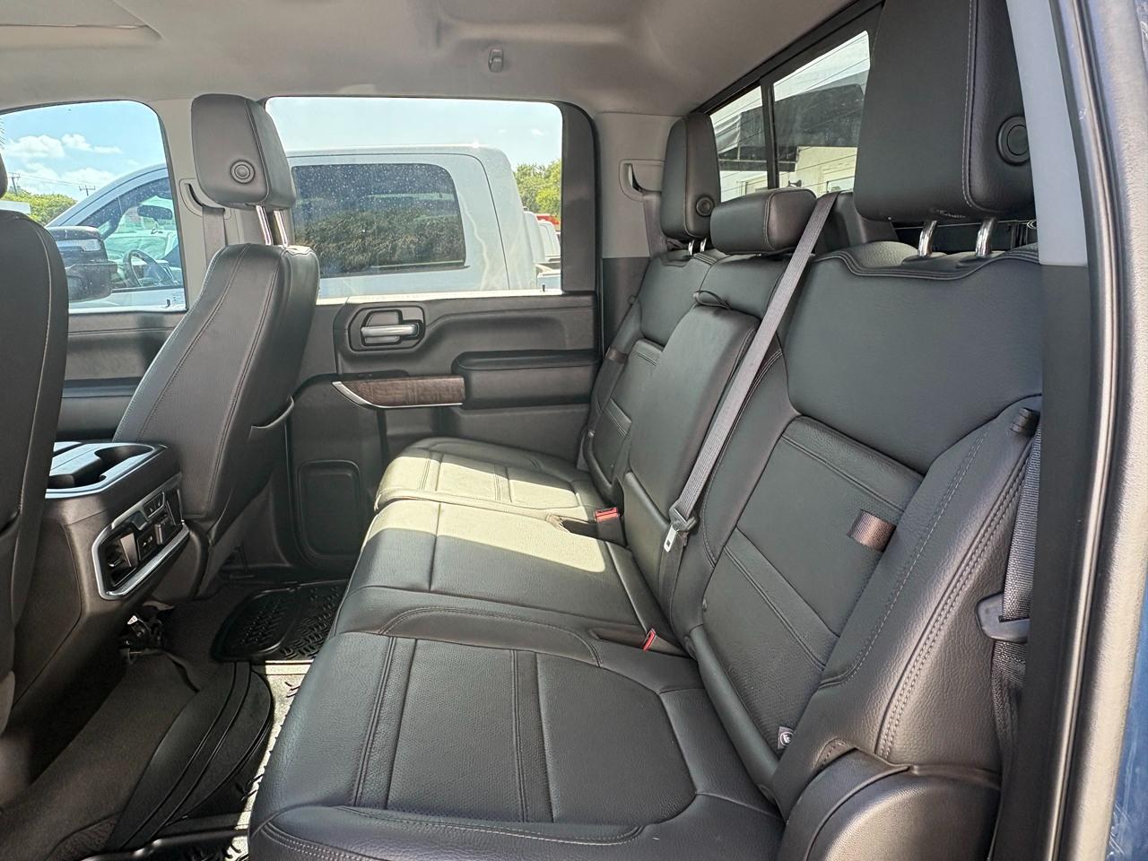 GMC Sierra 2500HD Denali Crew Cab 4WD 2021