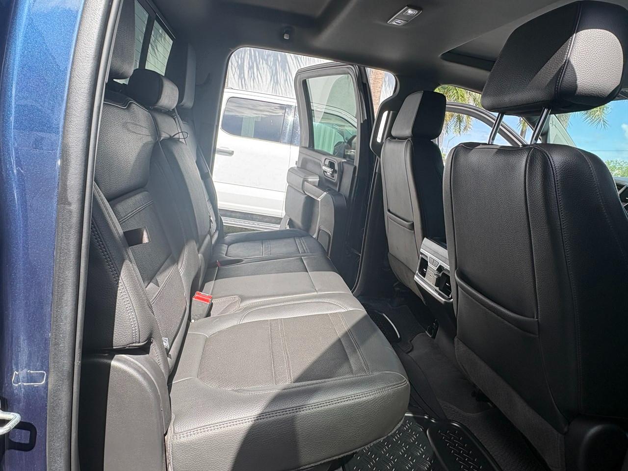 GMC Sierra 2500HD Denali Crew Cab 4WD 2021