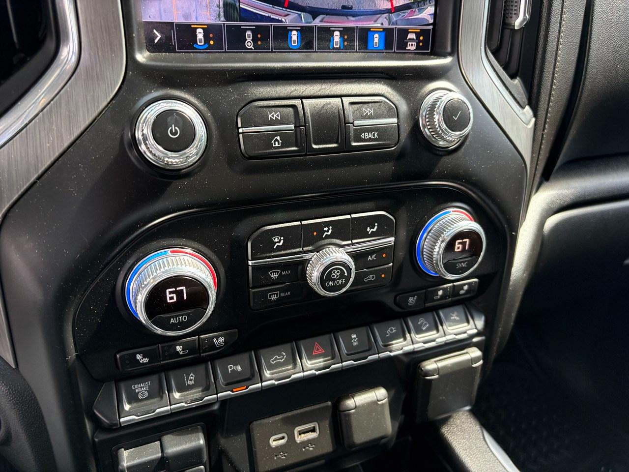 GMC Sierra 2500HD Denali Crew Cab 4WD 2021