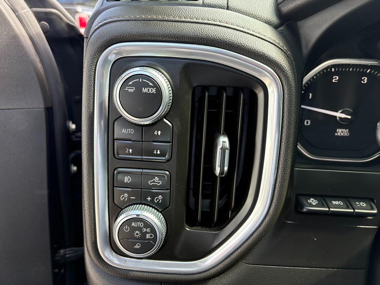 GMC Sierra 2500HD Denali Crew Cab 4WD 2021