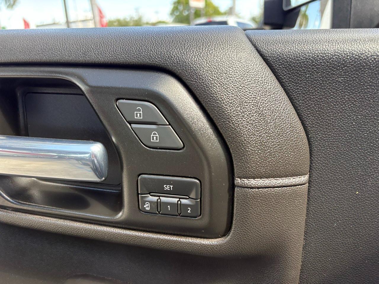 GMC Sierra 2500HD Denali Crew Cab 4WD 2021
