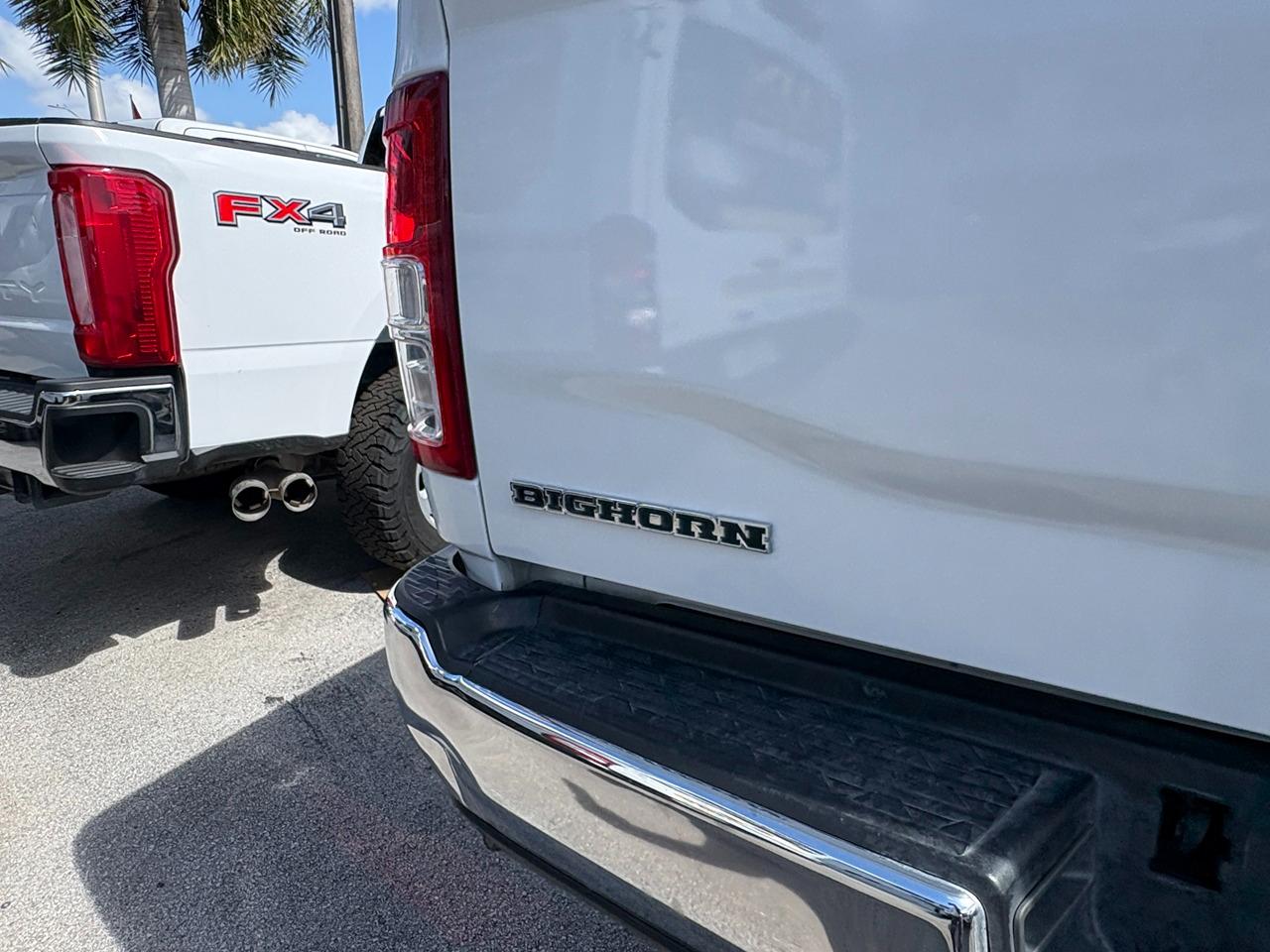 RAM 2500 Tradesman Crew Cab SWB 4WD 2024