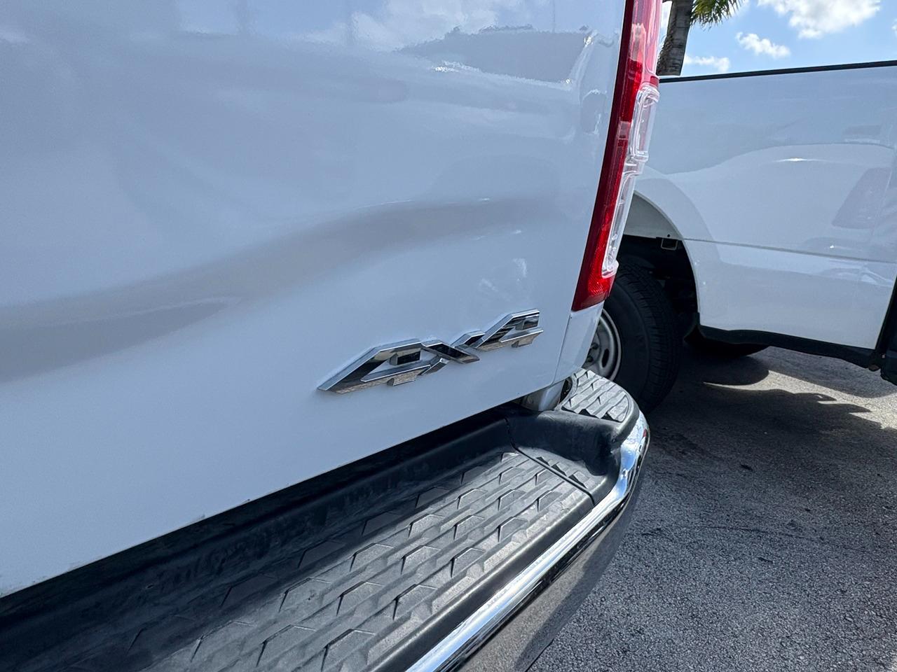 RAM 2500 Tradesman Crew Cab SWB 4WD 2024