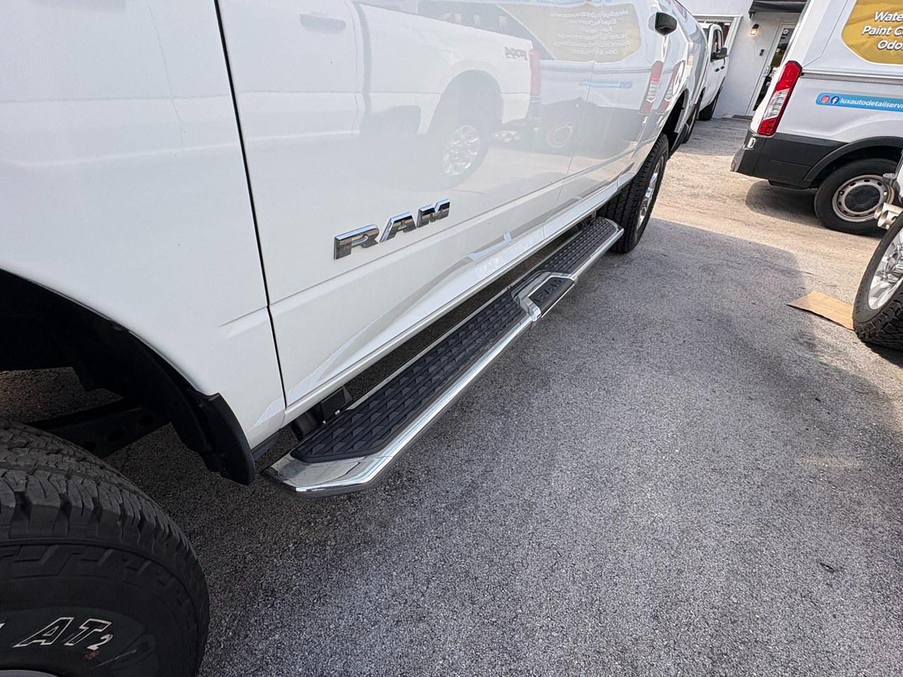 RAM 2500 Tradesman Crew Cab SWB 4WD 2024
