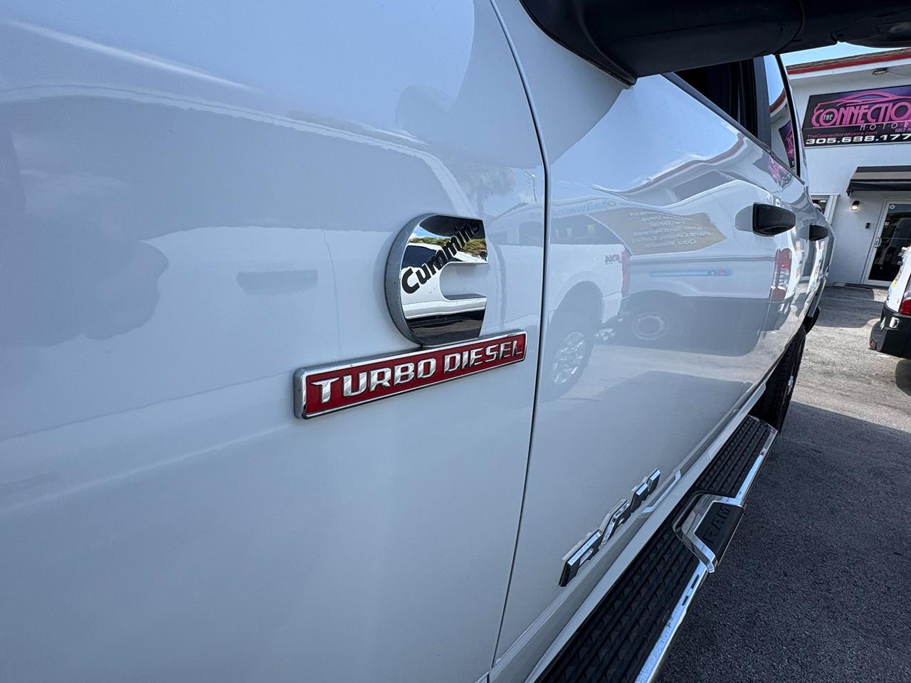 RAM 2500 Tradesman Crew Cab SWB 4WD 2024