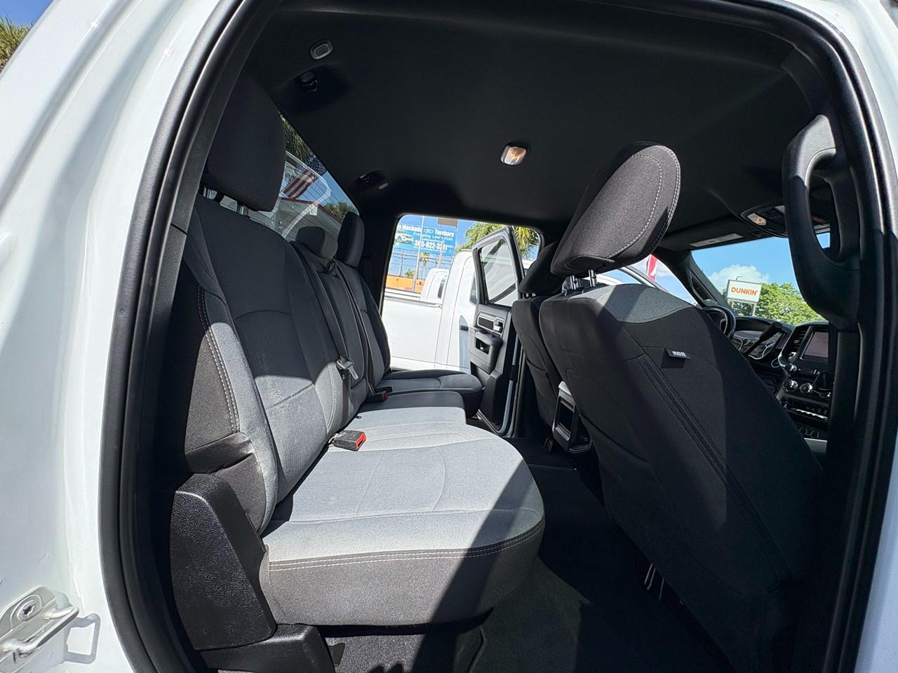 RAM 2500 Tradesman Crew Cab SWB 4WD 2024