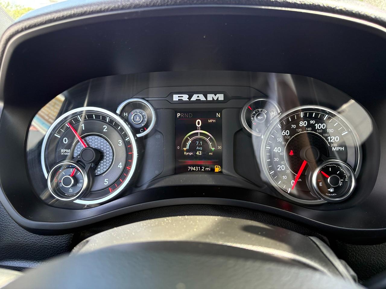 RAM 2500 Tradesman Crew Cab SWB 4WD 2024