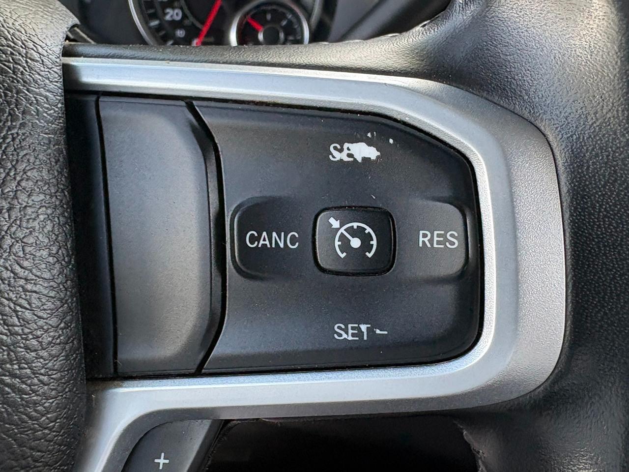RAM 2500 Tradesman Crew Cab SWB 4WD 2024