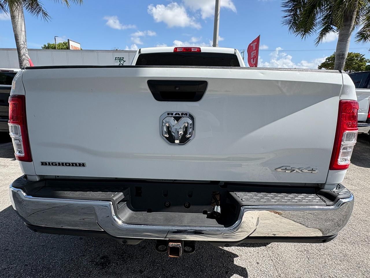 RAM 2500 Tradesman Crew Cab SWB 4WD 2024