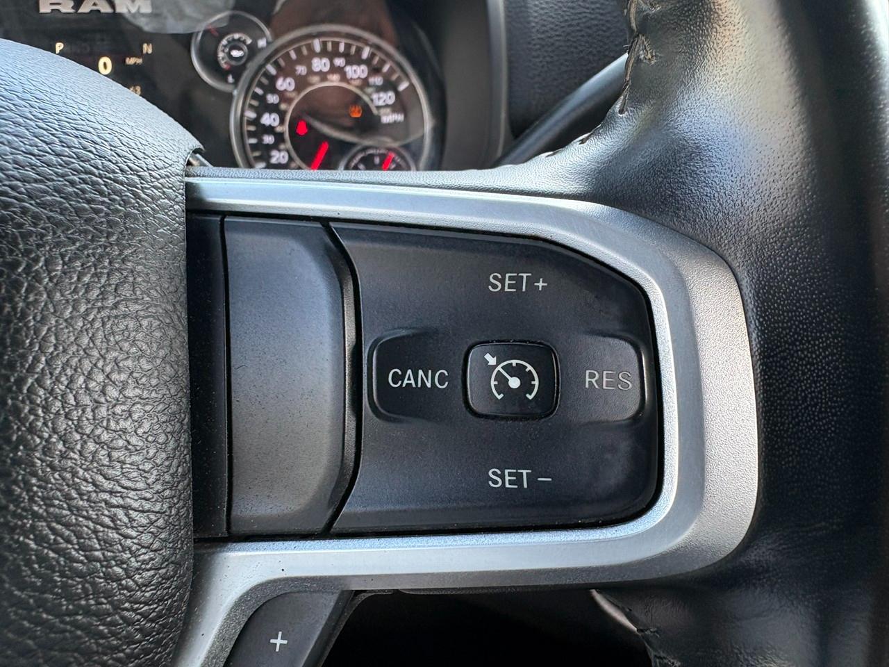 RAM 2500 Tradesman Crew Cab SWB 4WD 2024