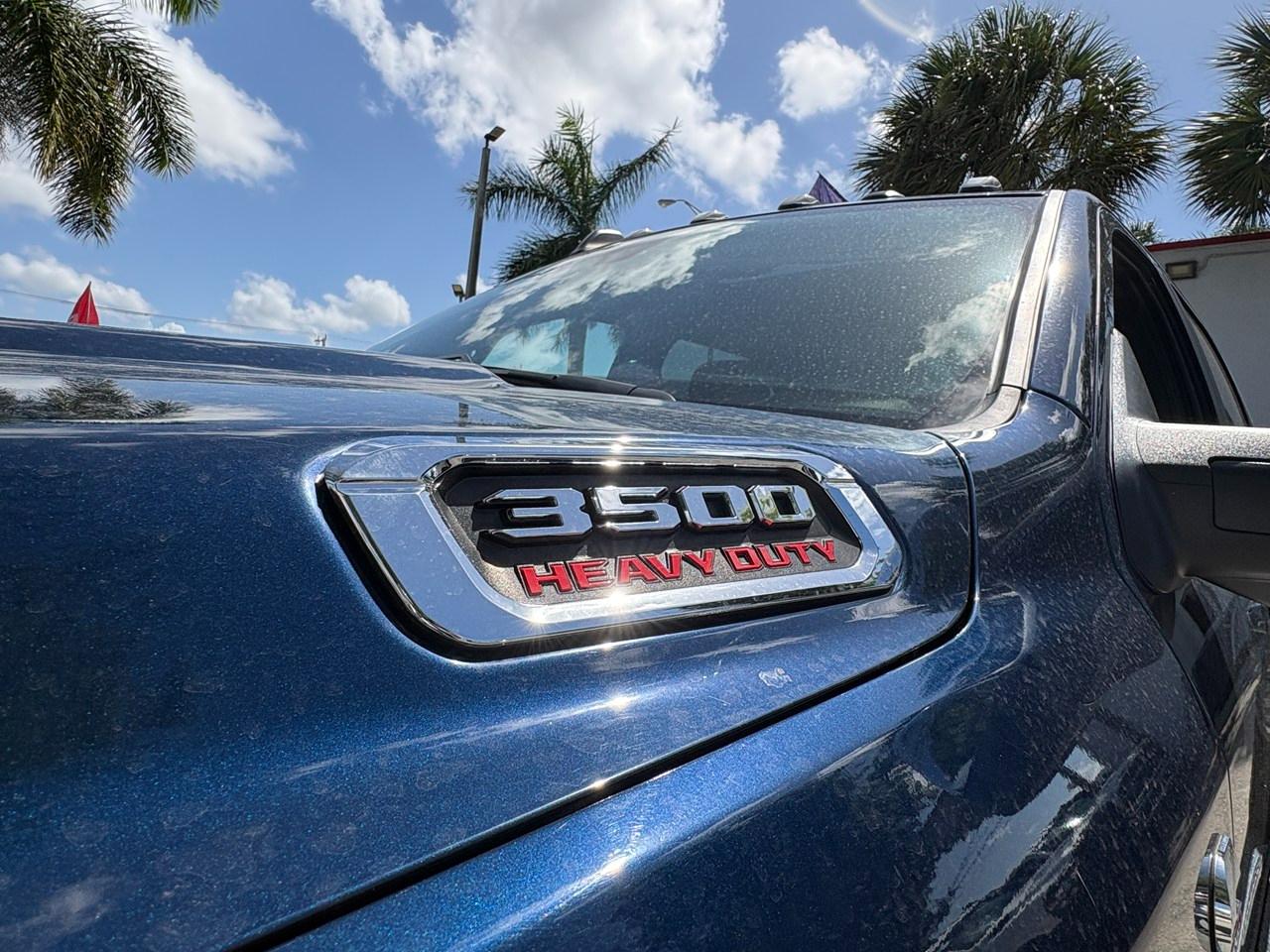 RAM 3500 Longhorn Crew Cab LWB 4WD DRW 2024