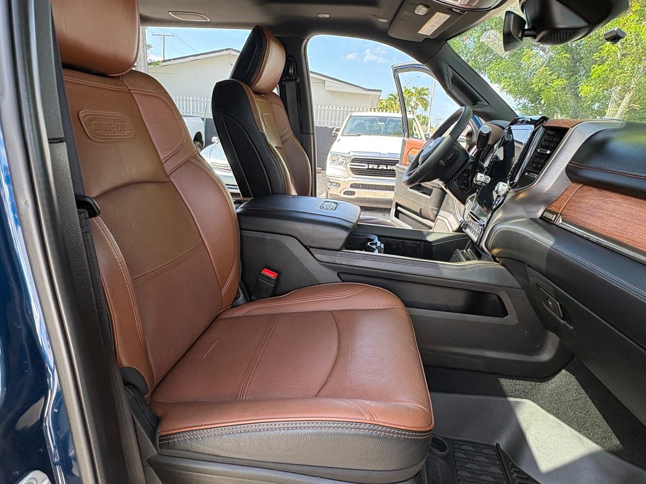 RAM 3500 Longhorn Crew Cab LWB 4WD DRW 2024
