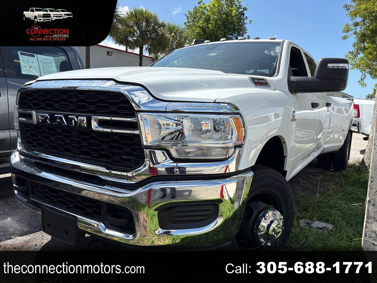 RAM 3500 Tradesman Crew Cab 4WD DRW 2024