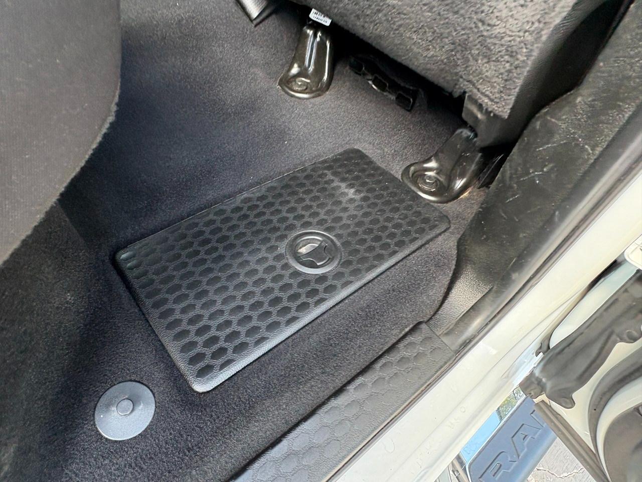 RAM 3500 Big Horn Crew Cab LWB 4WD DRW 2024
