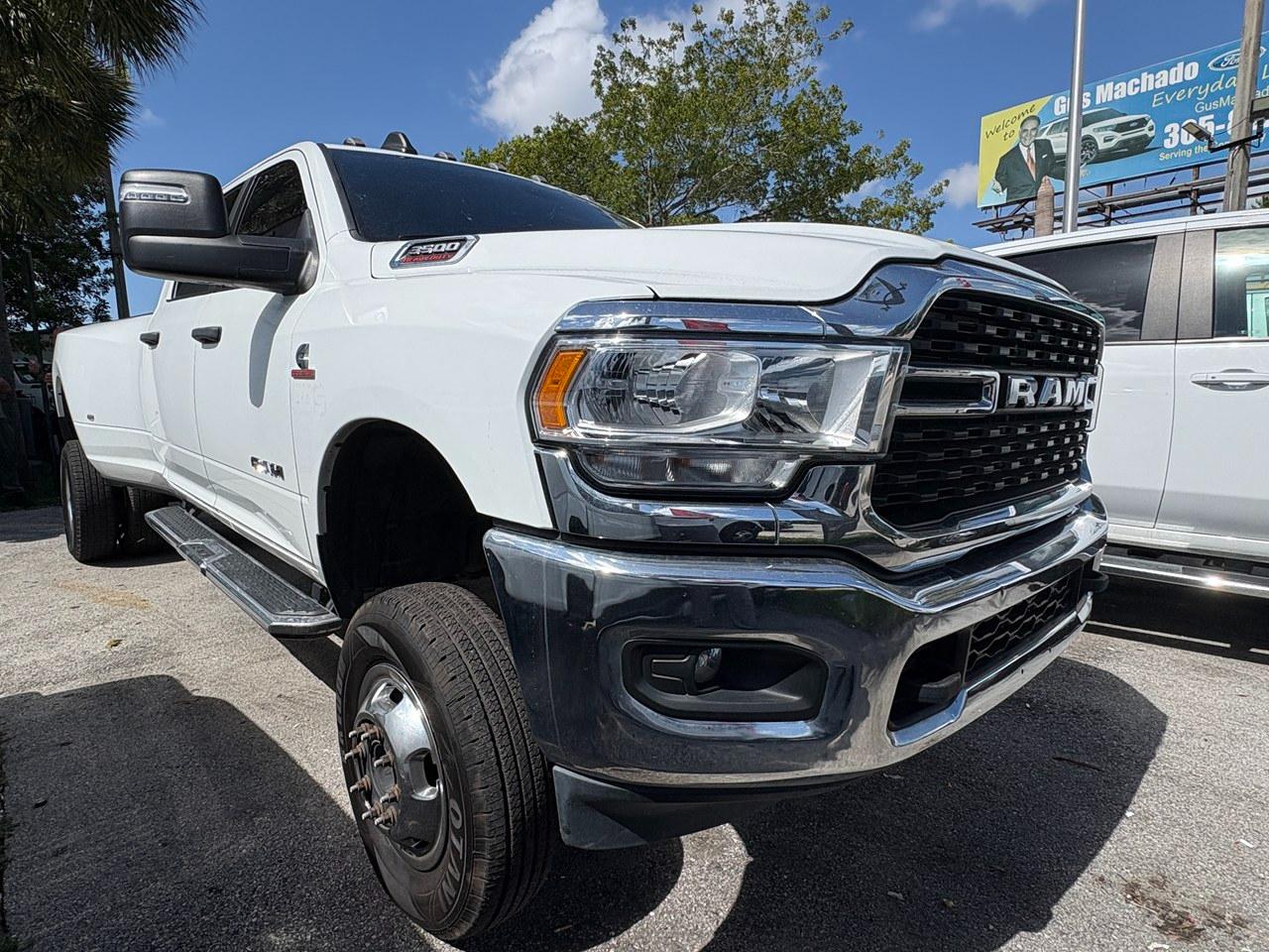 RAM 3500 Big Horn Crew Cab LWB 4WD DRW 2024