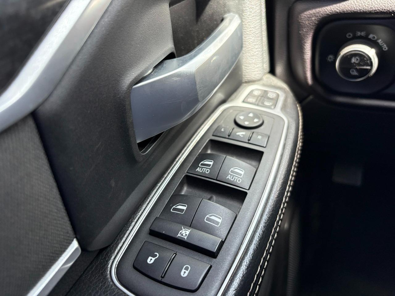 RAM 3500 Big Horn Crew Cab LWB 4WD DRW 2024