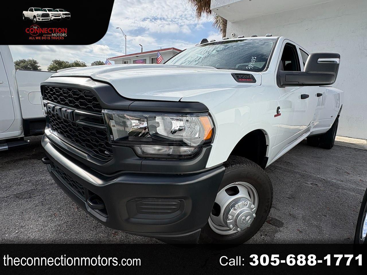 RAM 3500 Tradesman Crew Cab 4WD DRW 2024