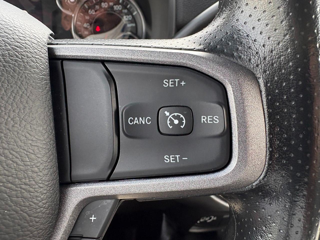 RAM 3500 Tradesman Crew Cab 4WD DRW 2024