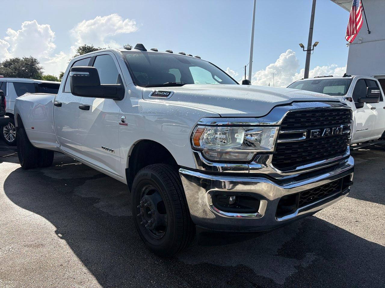 RAM 3500 Big Horn Crew Cab LWB 4WD DRW 2024